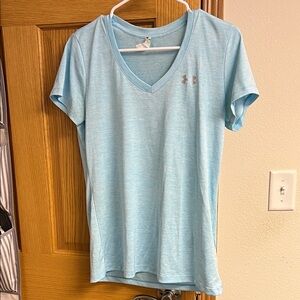 Under Armour Women's Sky Blue V-Neck Tee